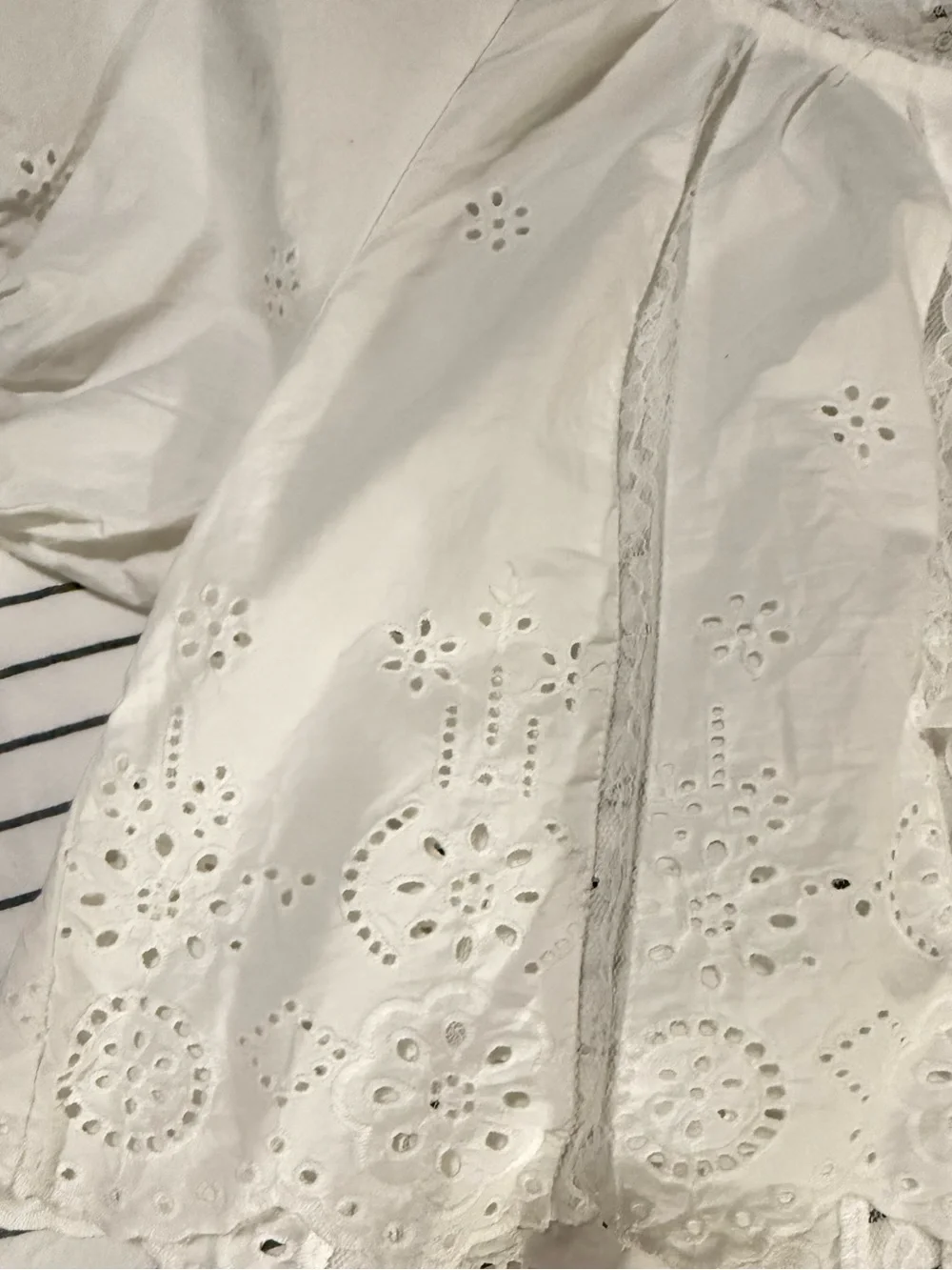 By Anthropologie Embroidered Puff-Sleeve Swing Top
